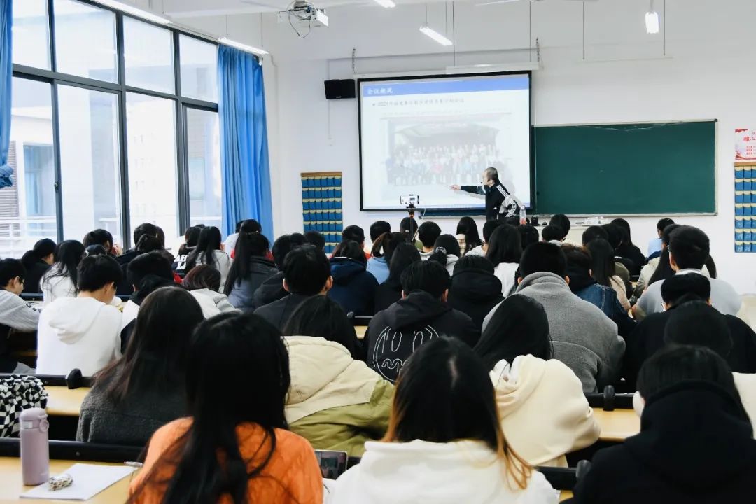 「我为同学做件事」福州理工学院计信学院举办2021年福建赛区数学建模竞赛“线下+线上”经验分享会