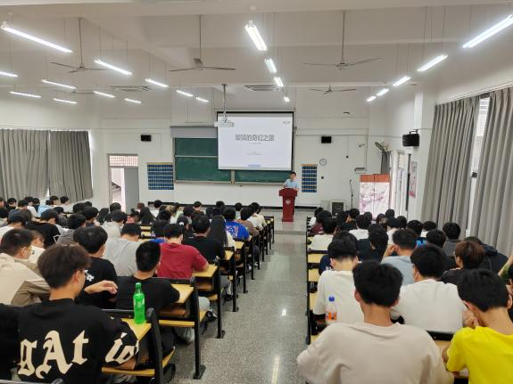 校企融合 协同育人|学院举办企业专家进课堂活动