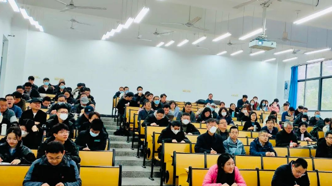 凝心聚力启新程，脚踏实地迎评估|计信学院召开2022-2023学年第二学期期初教职工大会暨迎评工作准备会