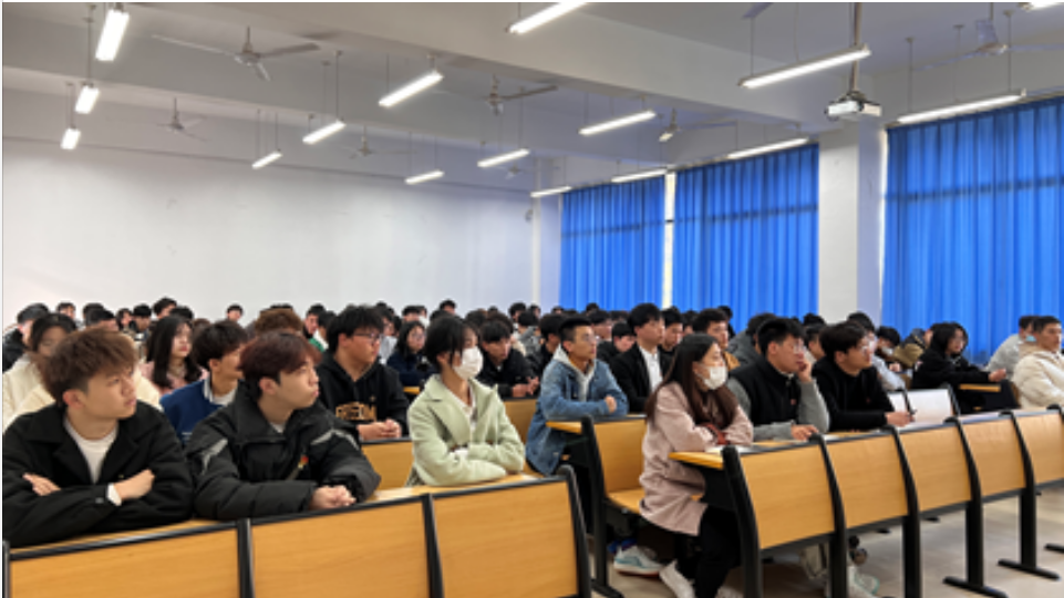 2022-2023学年第二学期计信学院迎评促建学生动员会成功召开