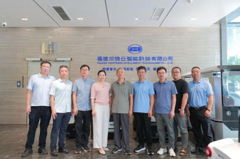 深化产教融合：走访汉特云智能科技，聚焦服务机器人前沿科技